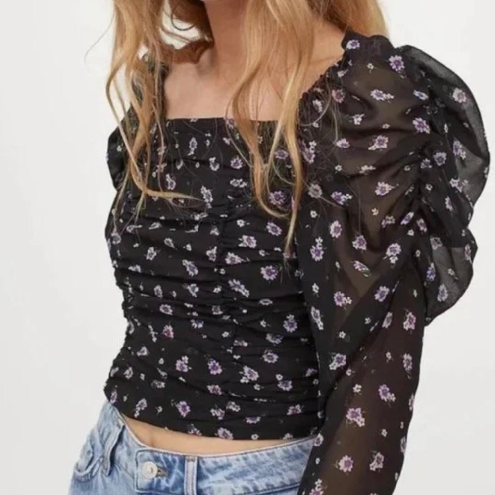 H&M Medium Top - Picture 2 of 8